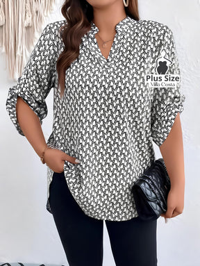 Blusa Estampada Com Manga 3/4 e Gola V Plus Size