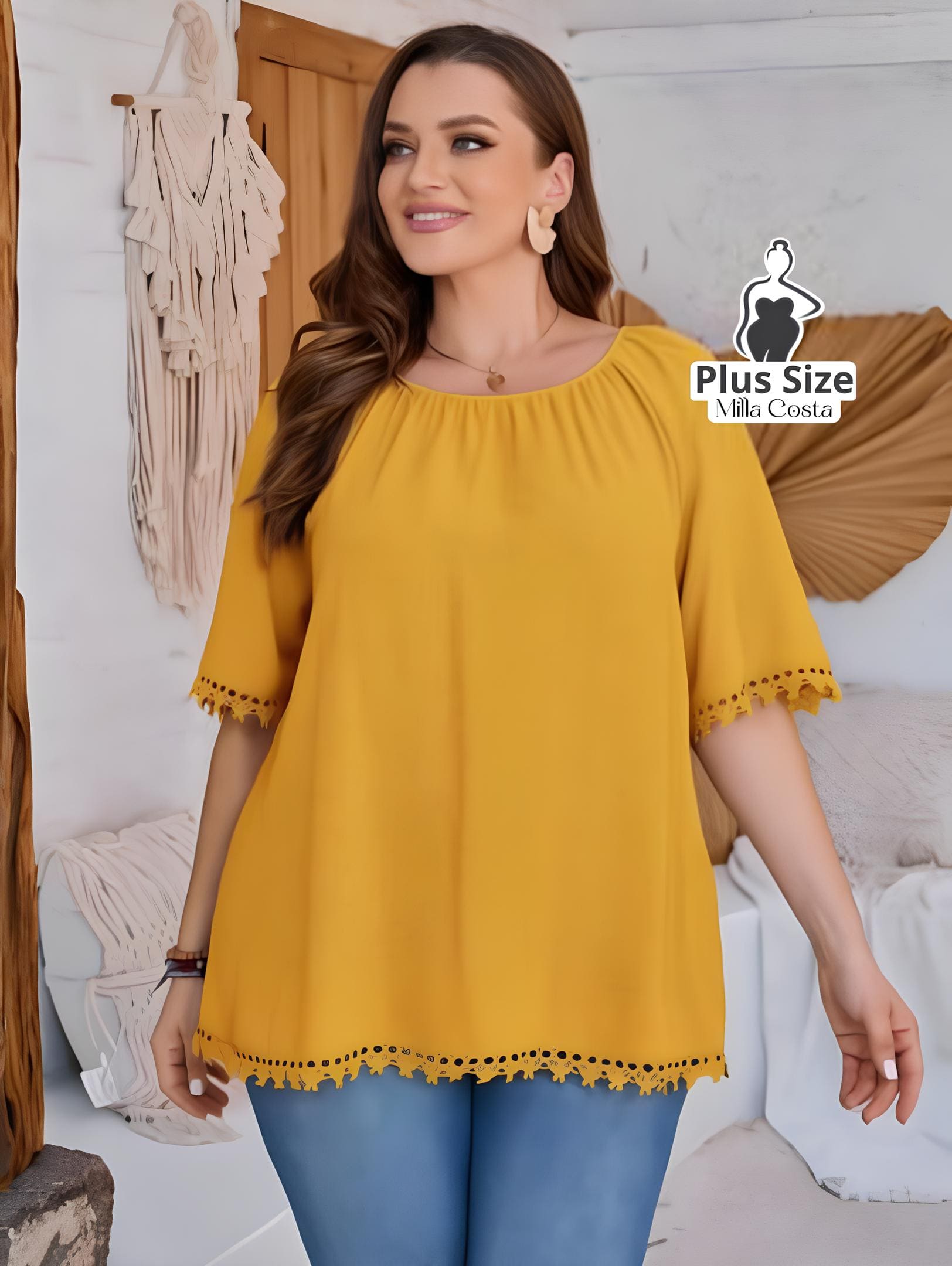 Blusa Com Barra Trabalhada Em Detalhe Plus Size