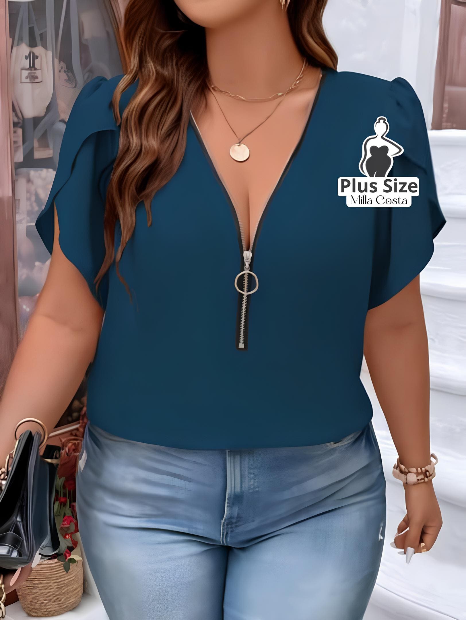 Blusa Com Decote Em Zíper e Mangas Amplas Plus Size