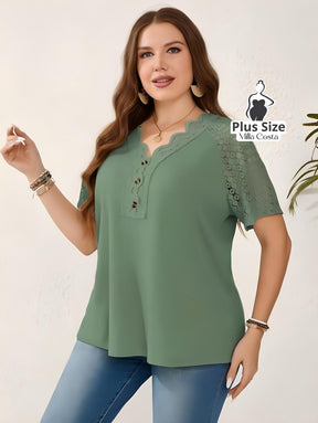 Blusa Com Renda E Detalhes Vazados Plus Size