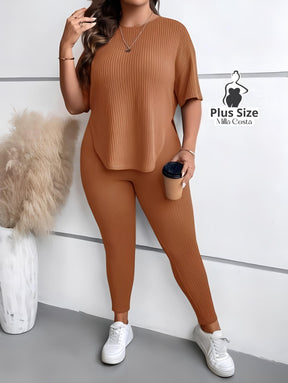 Conjunto Canelado com Blusa Solta e Legging Justa Plus Size