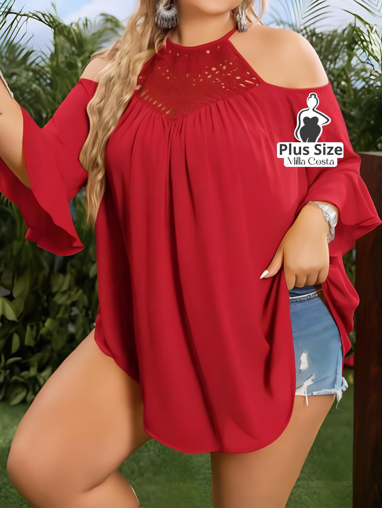 Blusa Ciganinha Com Detalhes Rendados e Manga Flare Plus Size