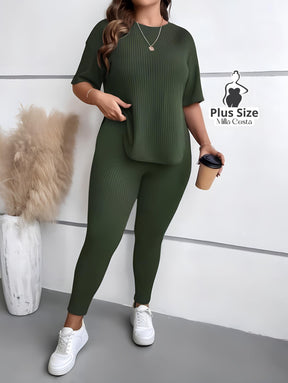 Conjunto Canelado com Blusa Solta e Legging Justa Plus Size