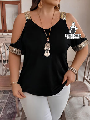 Blusa Com Detalhes de Pedraria e Ombros Vazados Plus Size