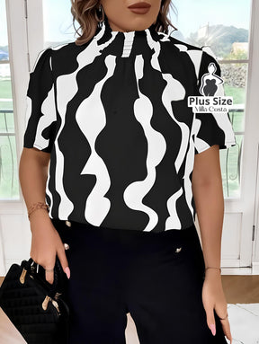 Blusa Estampada Com Gola Alta e Design Moderno Plus Size