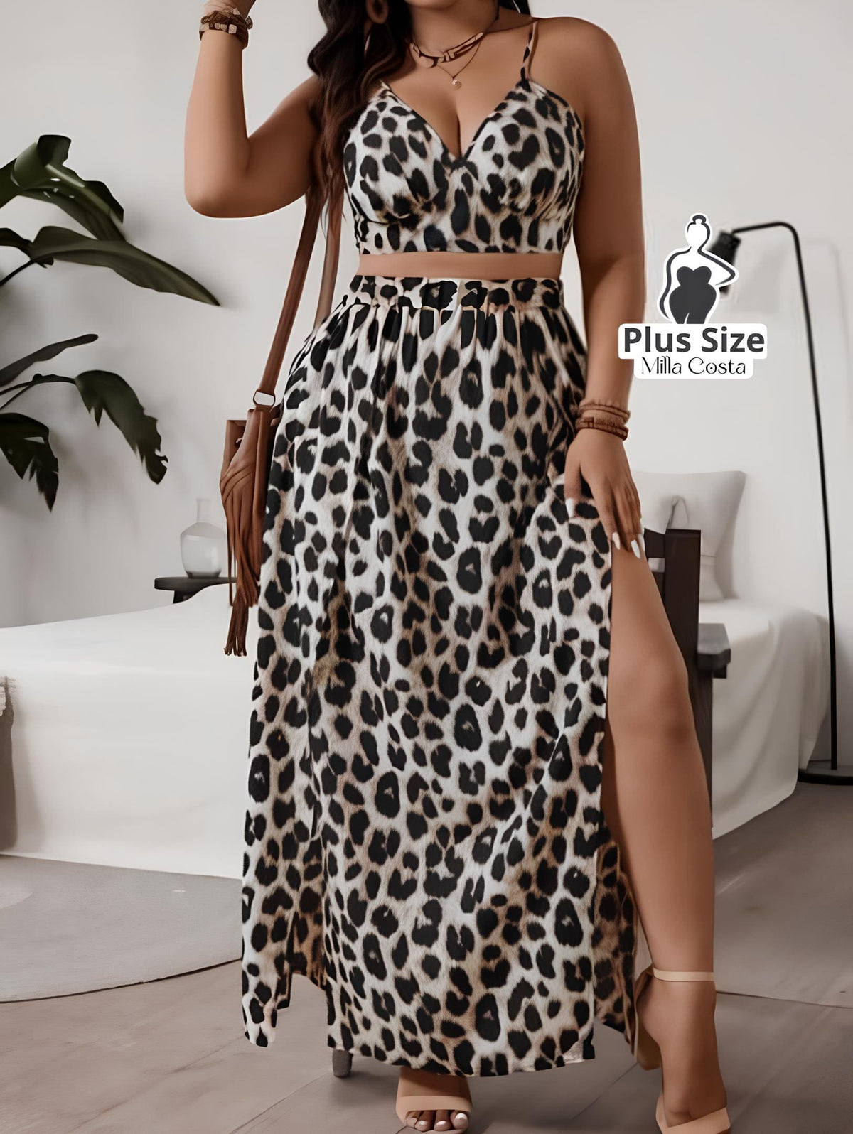 Conjunto Animal Print com Fenda e Top Cropped Plus Size