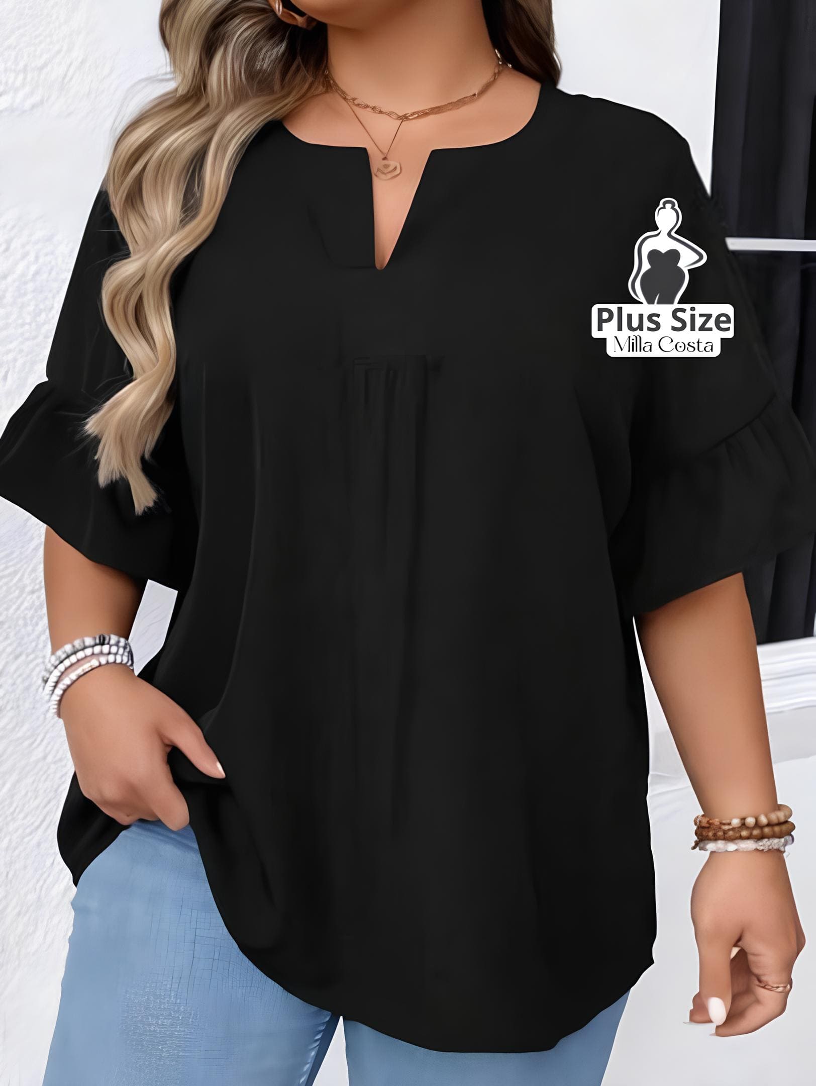 Blusa Com Manga 3/4 e Babado Plus size