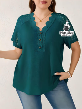 Blusa Com Renda E Detalhes Vazados Plus Size