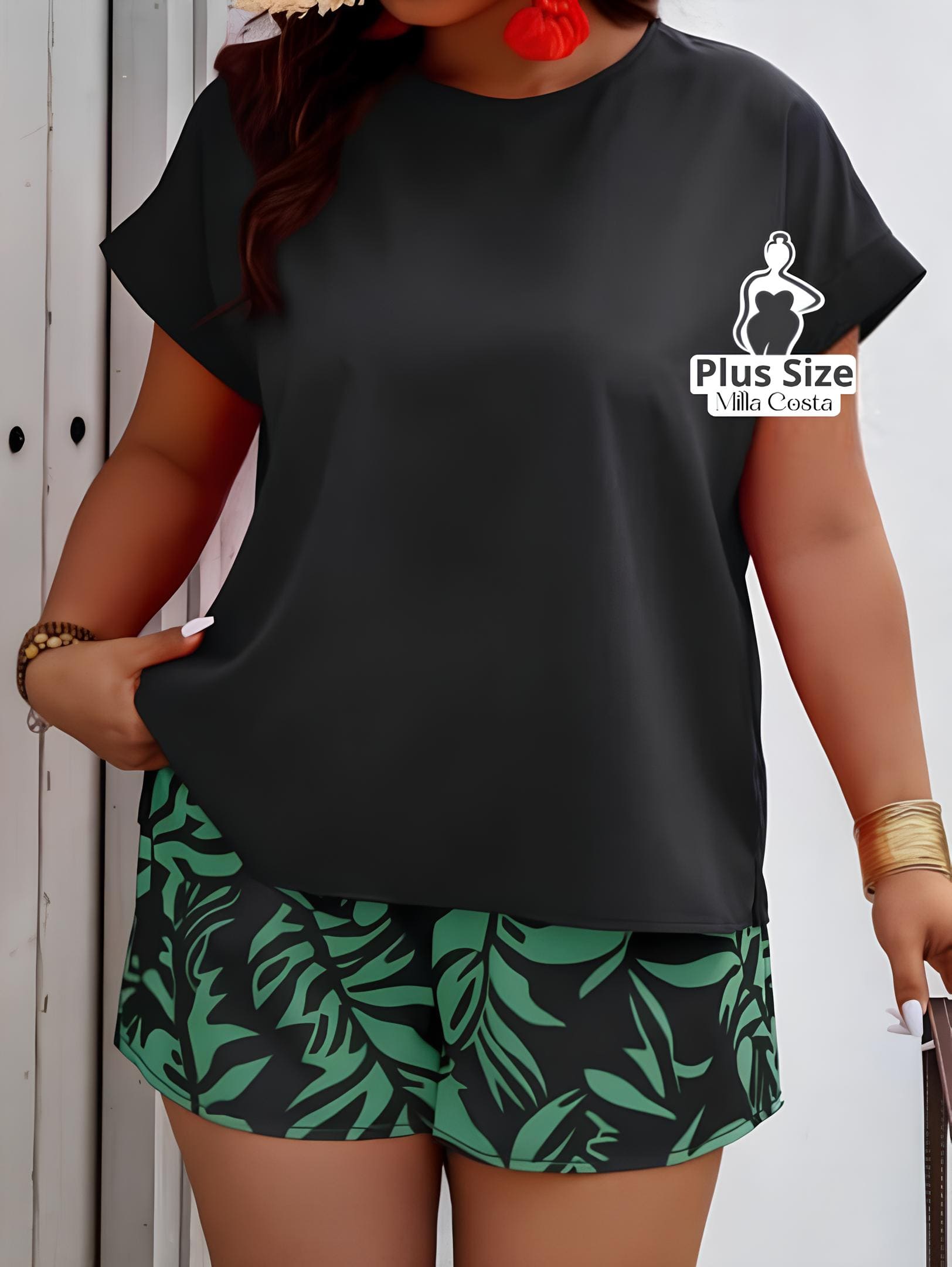 Conjunto de Verão com Shorts e Blusa de Manga Curta Plus Size