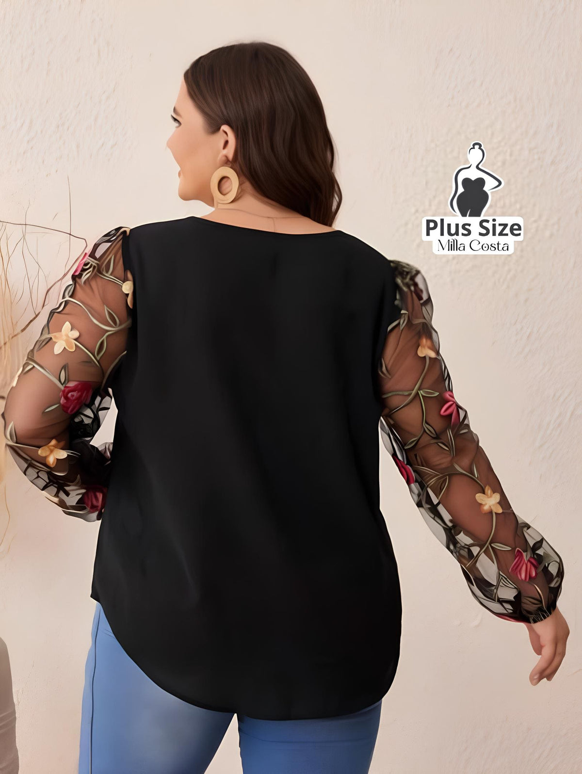 Blusa Com Mangas Florais Em Tule Bordado Plus Size