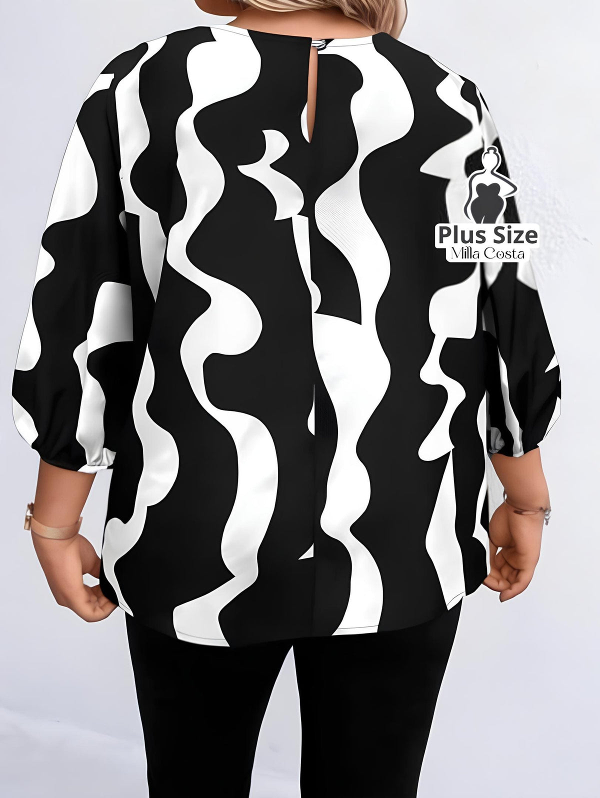 Blusa Com Estampa Geométrica e Mangas 3/4 Plus Size