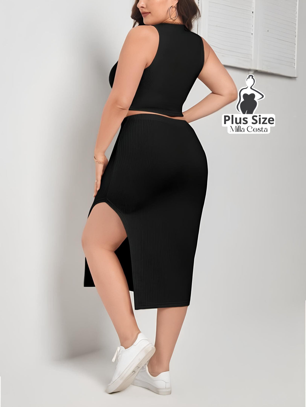 Conjunto Justo com Fenda Assimétrica Plus Size