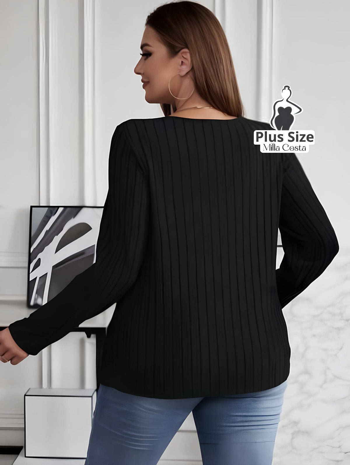 Blusa de Tricô Com Decote V e Detalhe Em Linhas Plus Size