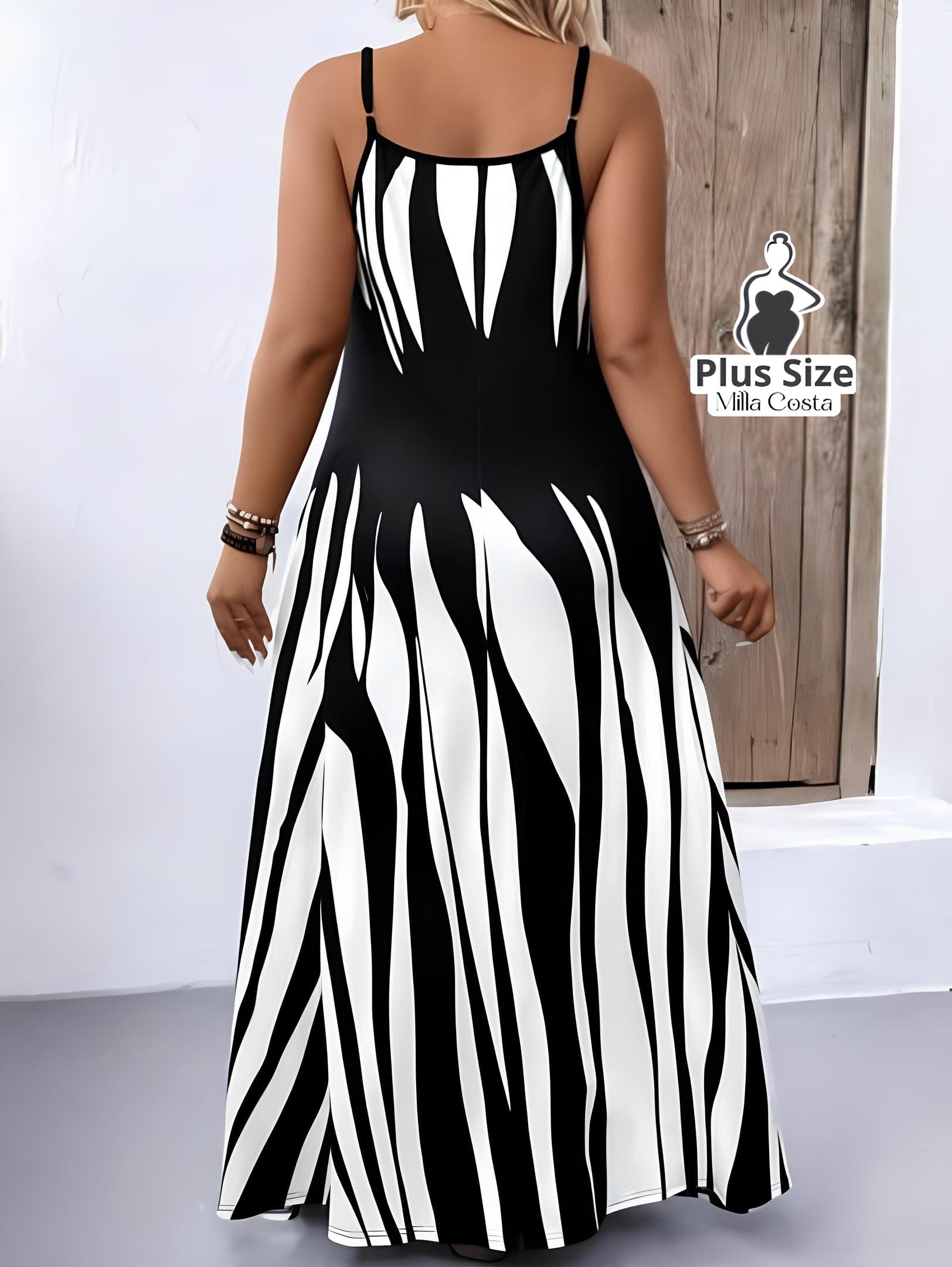 Vestido Longo com Estampa Zebrada e Alças Finas Plus Size