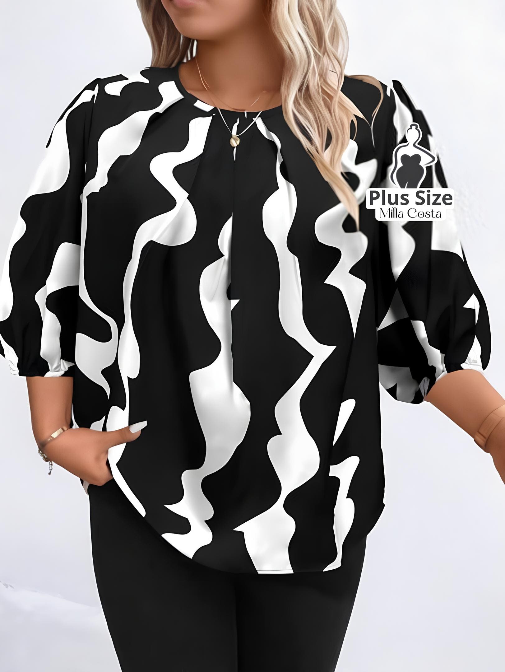 Blusa Com Estampa Geométrica e Mangas 3/4 Plus Size