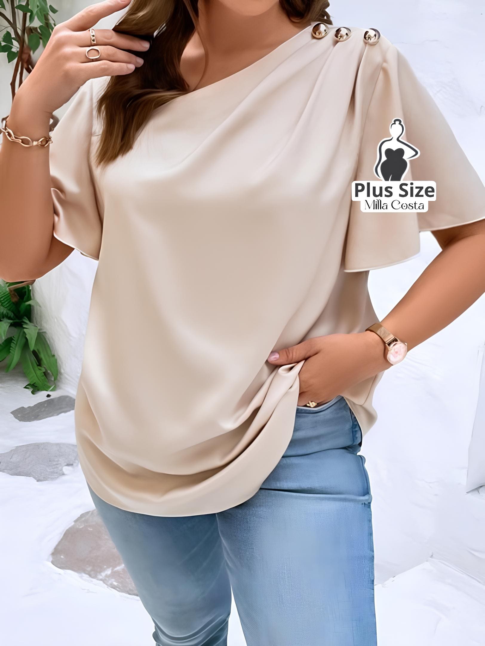 Blusa de Um Ombro Só Com Detalhes de Botões Plus Size