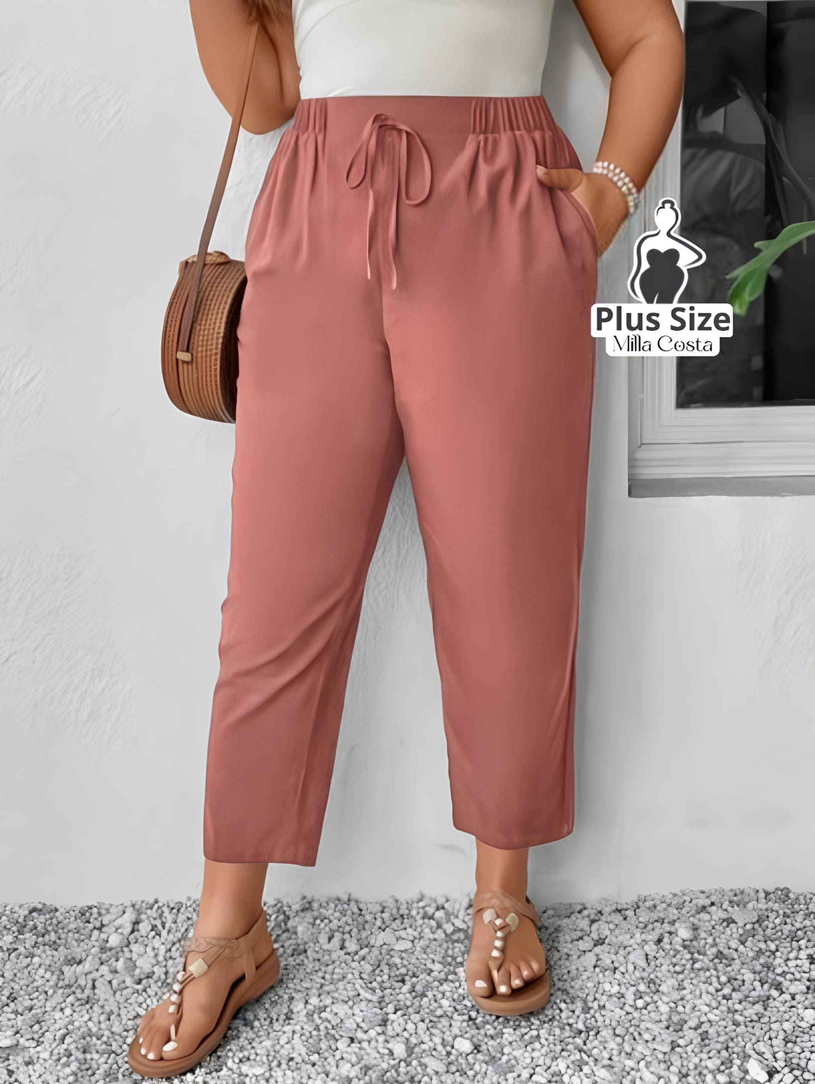 Calça de Cintura Alta Com Cordão Ajustável Plus Size