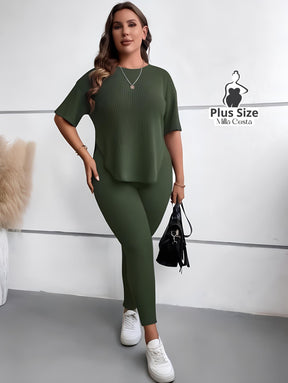 Conjunto Canelado com Blusa Solta e Legging Justa Plus Size