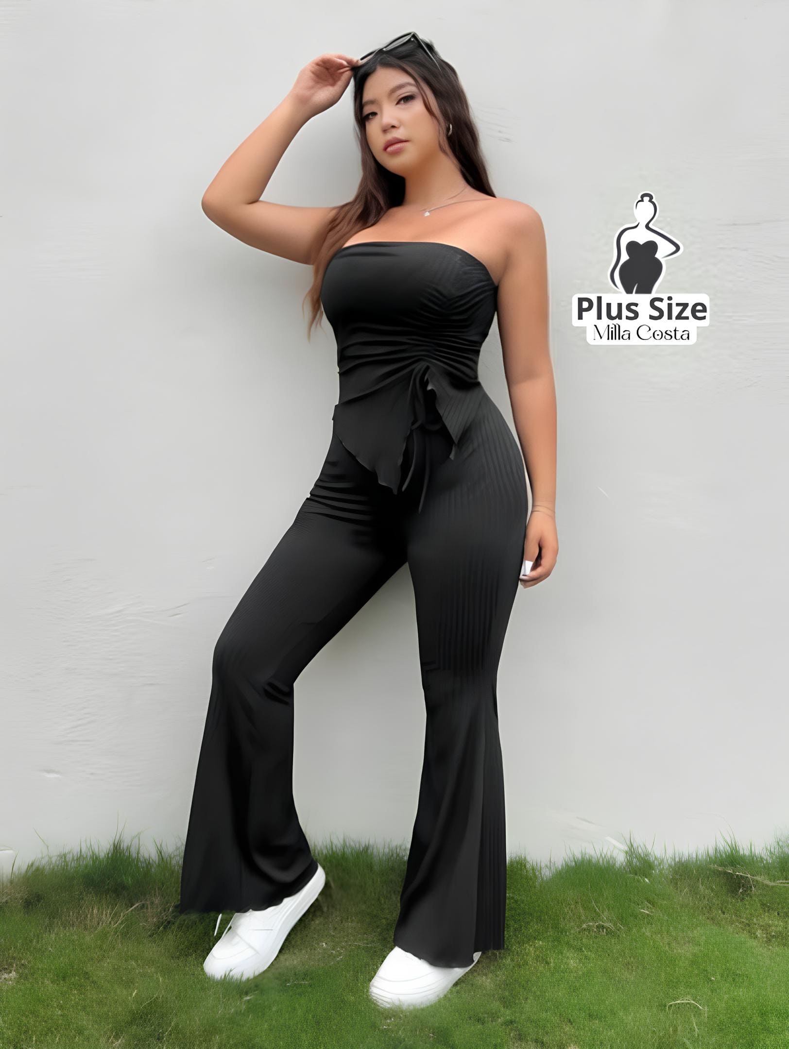 Conjunto Tomara Que Caia com Calça Flare Plus Size