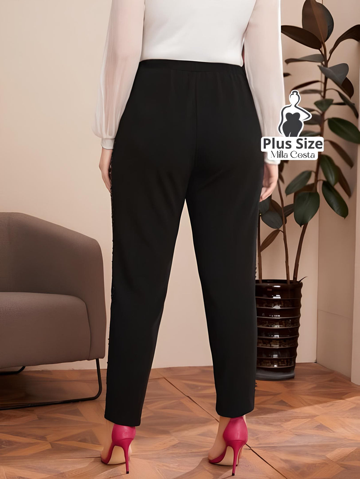 Calça Social Com Detalhe de Lantejoulas Nas Laterais Plus Size