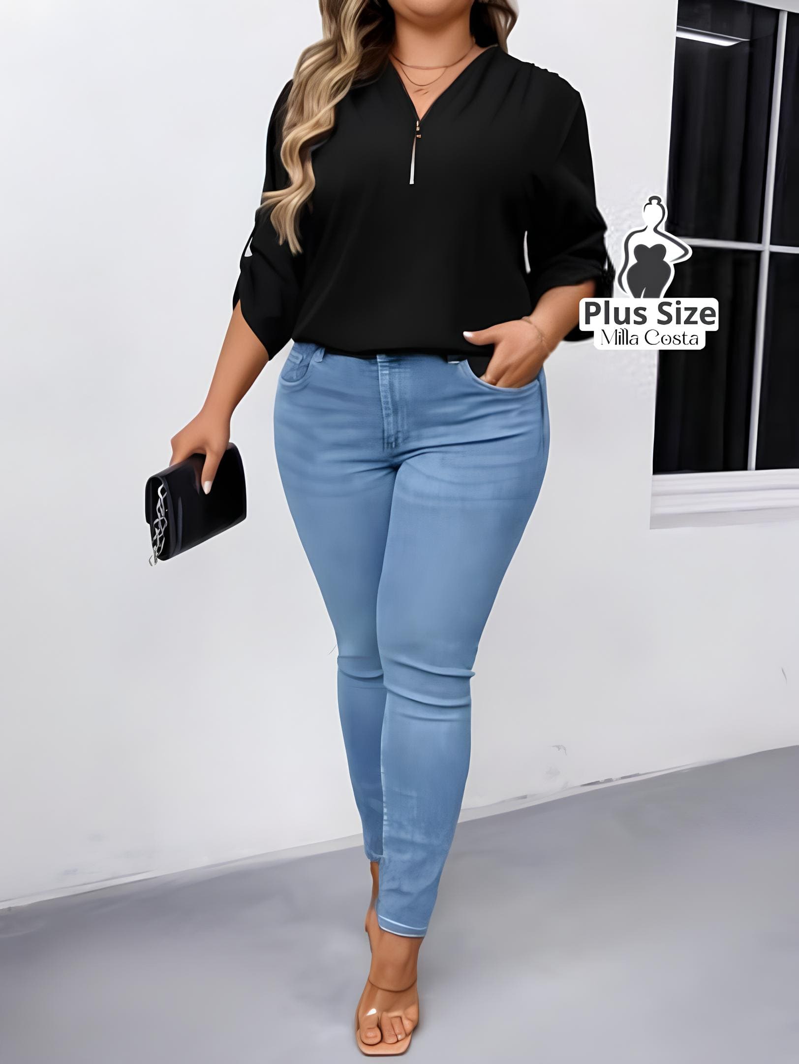 Blusa Com Zíper Frontal e Manga 3/4 Plus Size