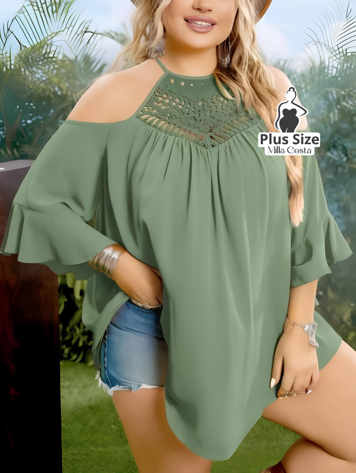 Blusa Ciganinha Com Detalhes Rendados e Manga Flare Plus Size