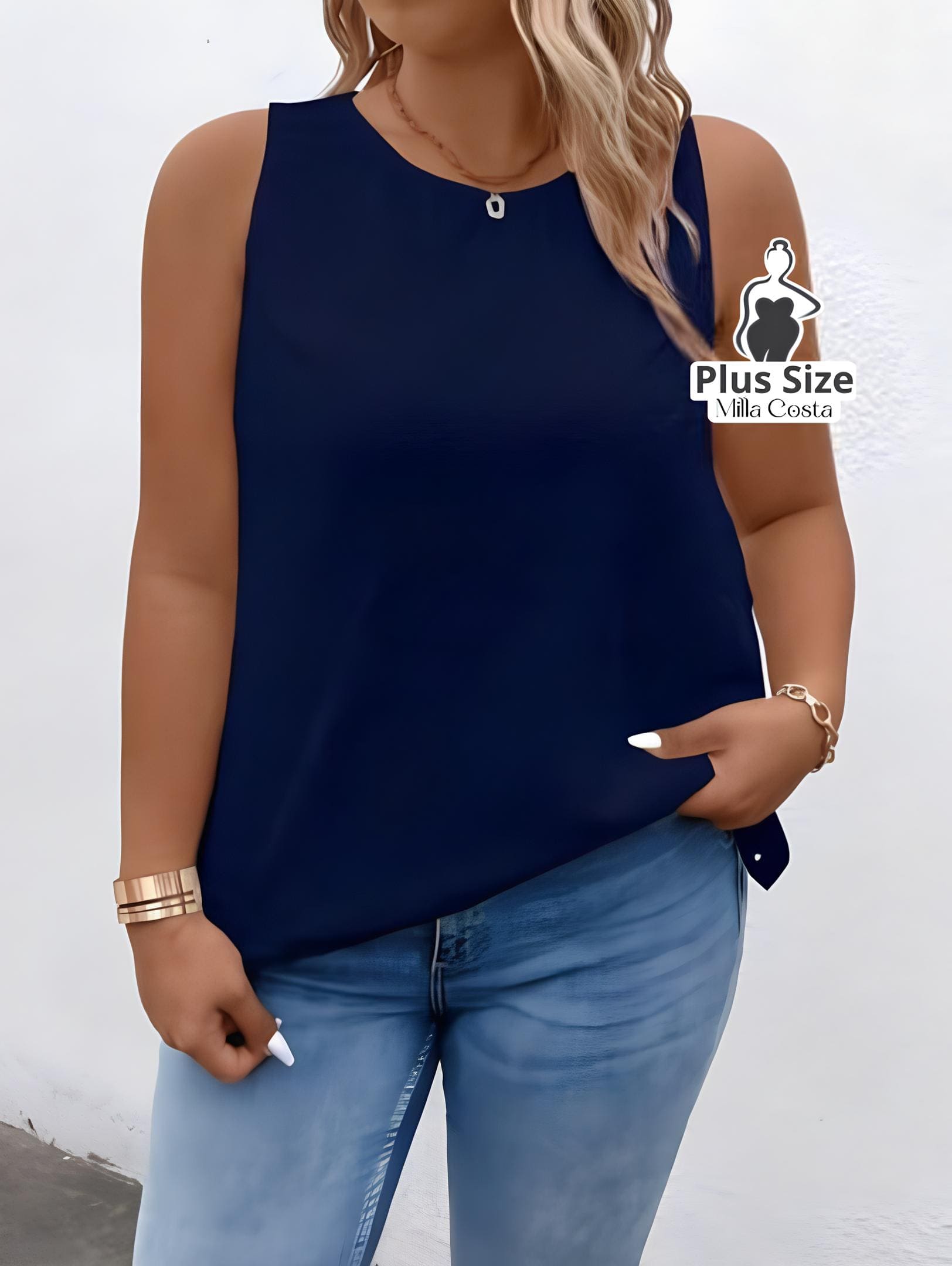 Blusa Regata Com Detalhe Vazado Nas Costas Plus Size