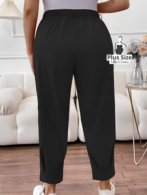 Calça Cintura Alta com Detalhe Moderno Plus Size