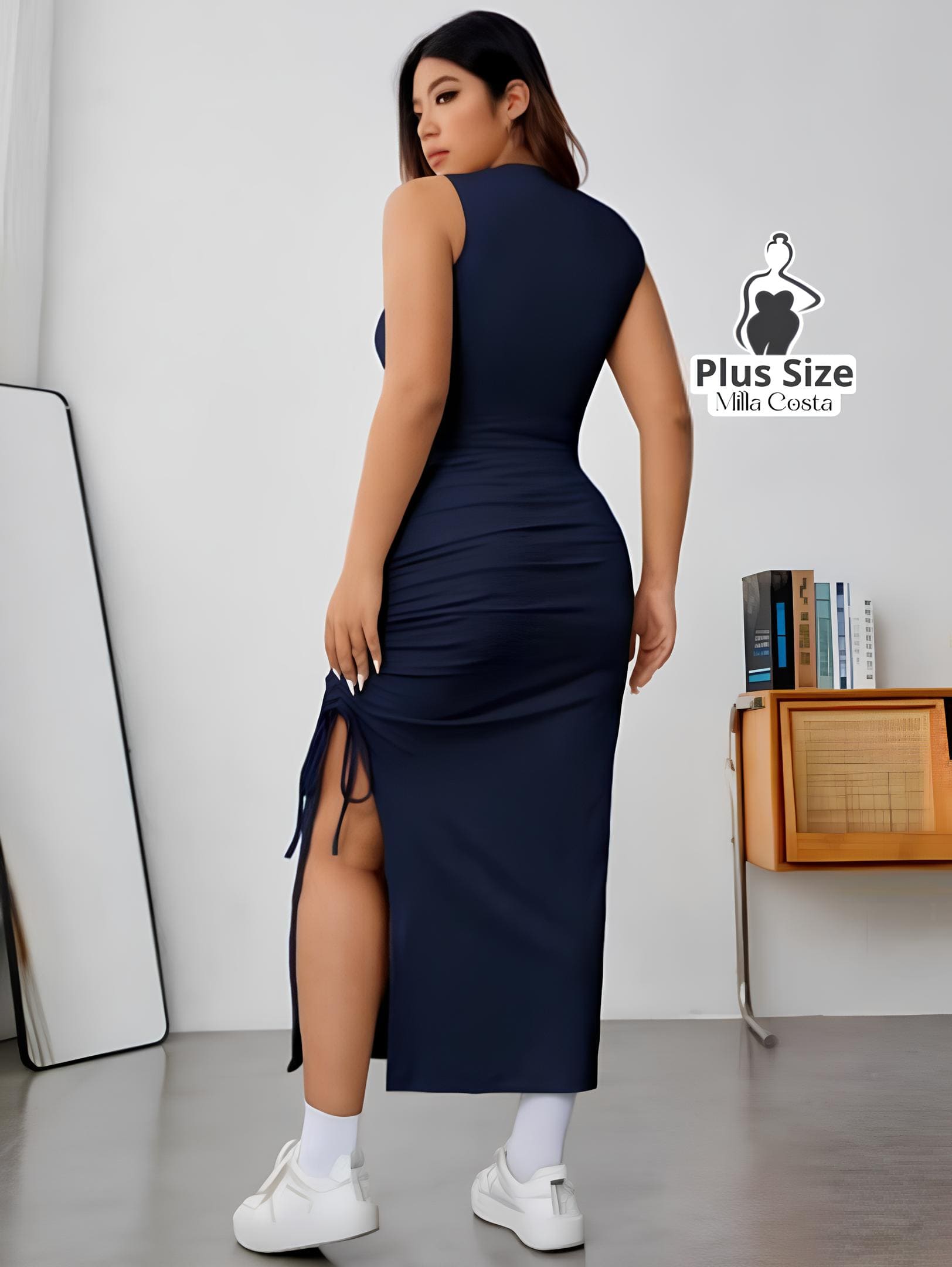 Conjunto Com Top Cropped e Saia Midi com Fenda e Amarração Plus Size