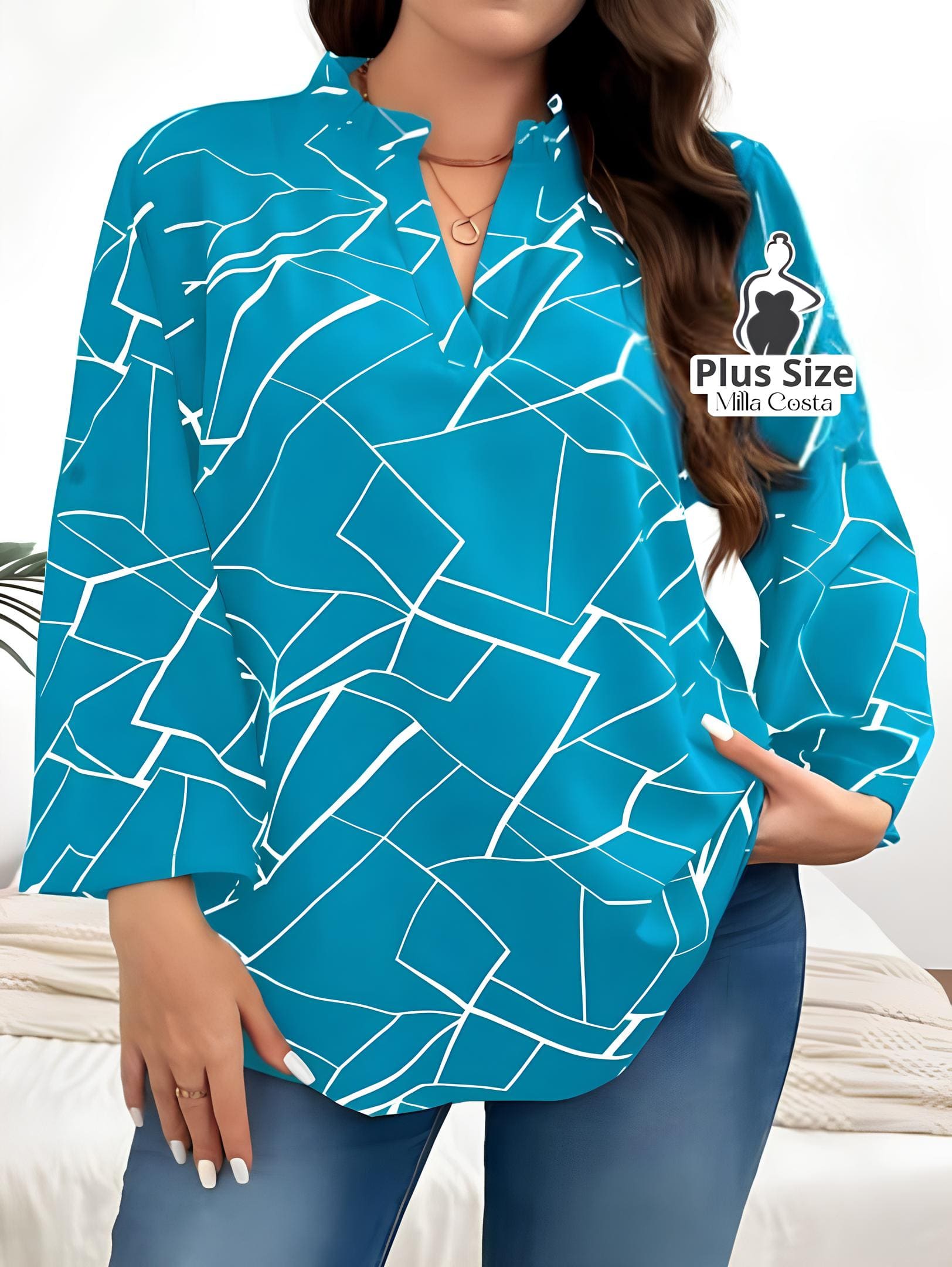 Blusa Geométrica e Decote V Plus Size