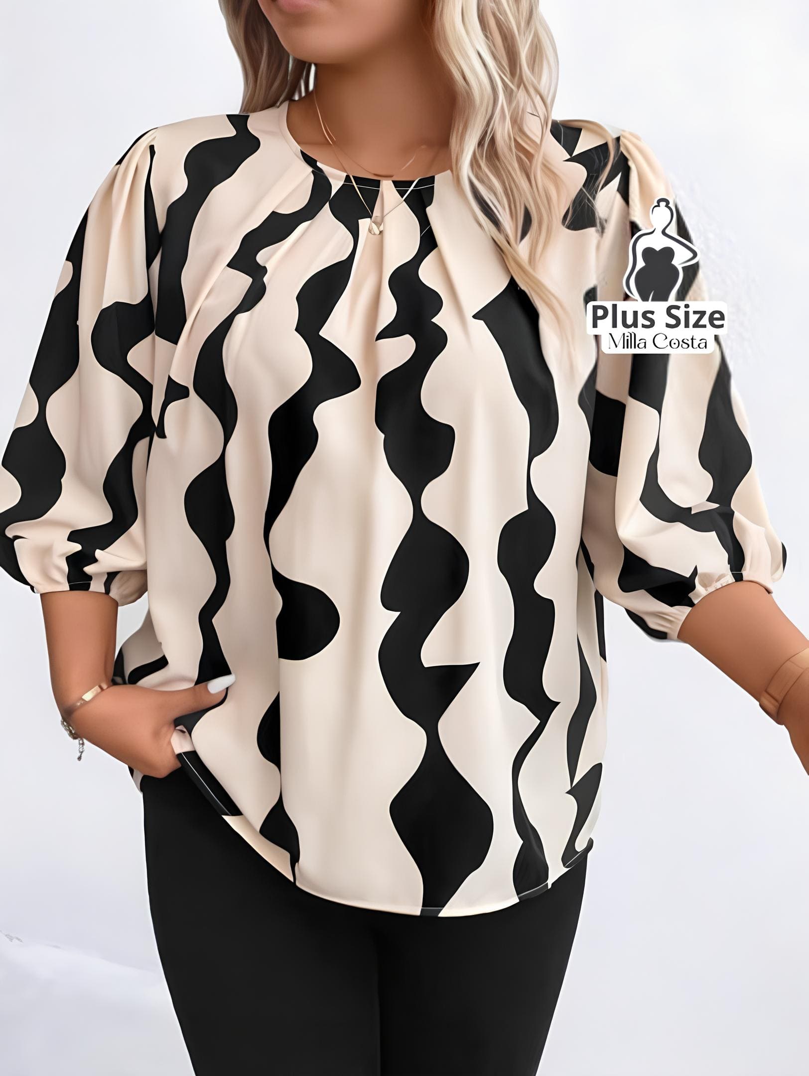 Blusa Com Estampa Geométrica e Mangas 3/4 Plus Size