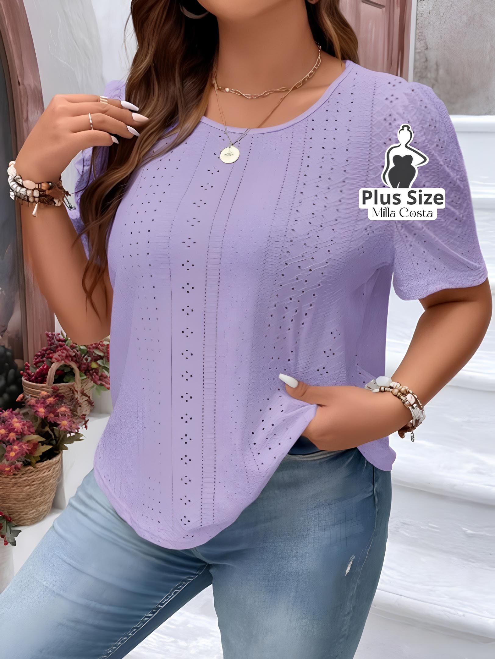 Blusa Em Laise Com Mangas Bufantes Plus Size