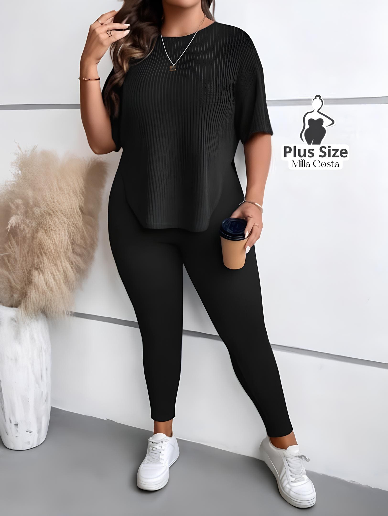 Conjunto Canelado com Blusa Solta e Legging Justa Plus Size