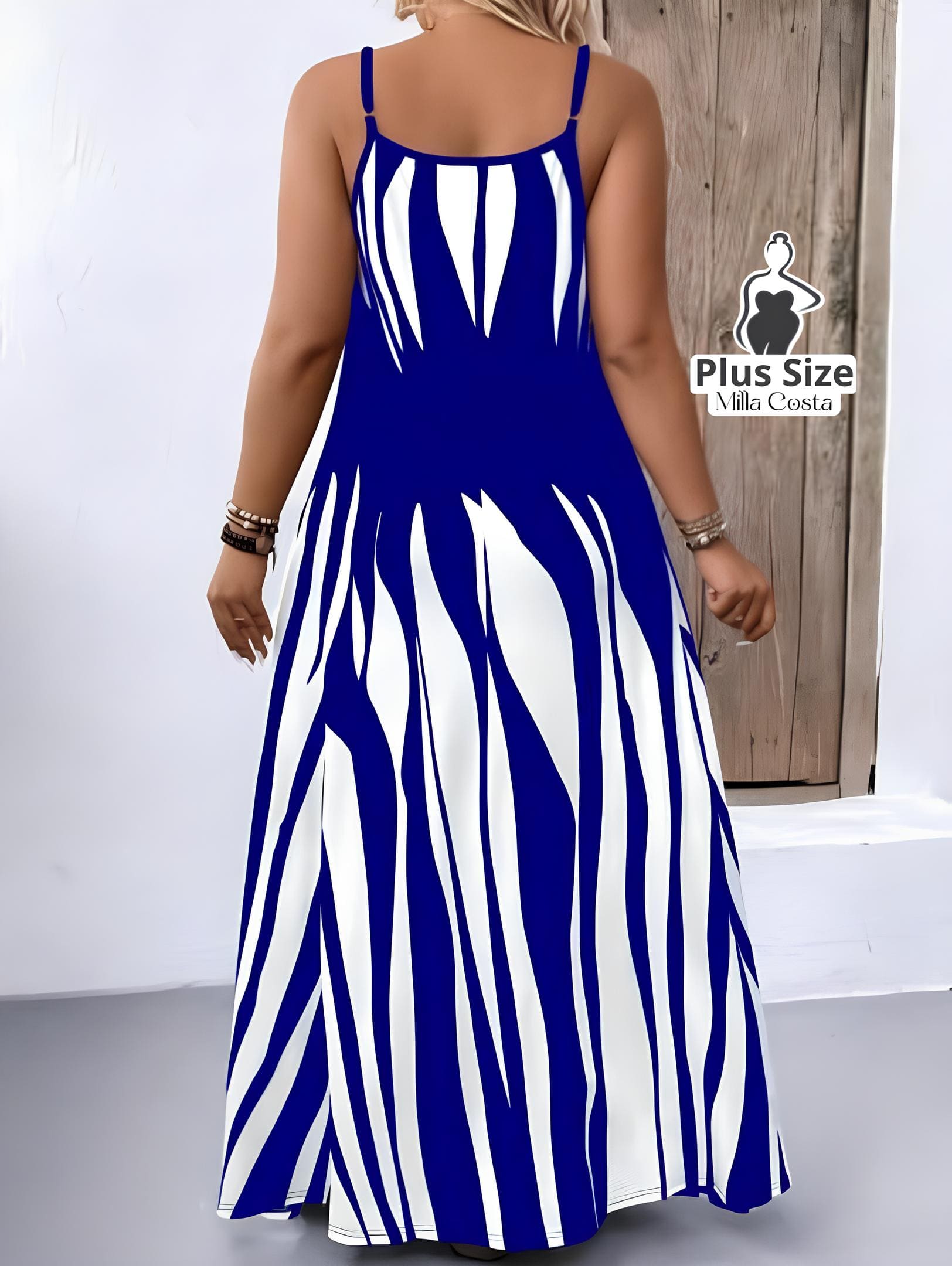 Vestido Longo com Estampa Zebrada e Alças Finas Plus Size