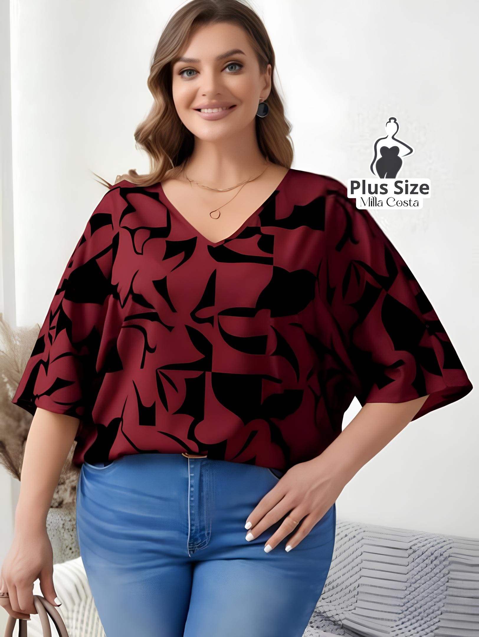 Blusa Estampada Com Mangas Amplas e Decote Em V Plus Size