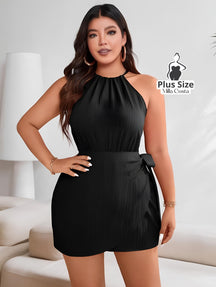 Macacão Curto De Amarração Elegante Plus Size