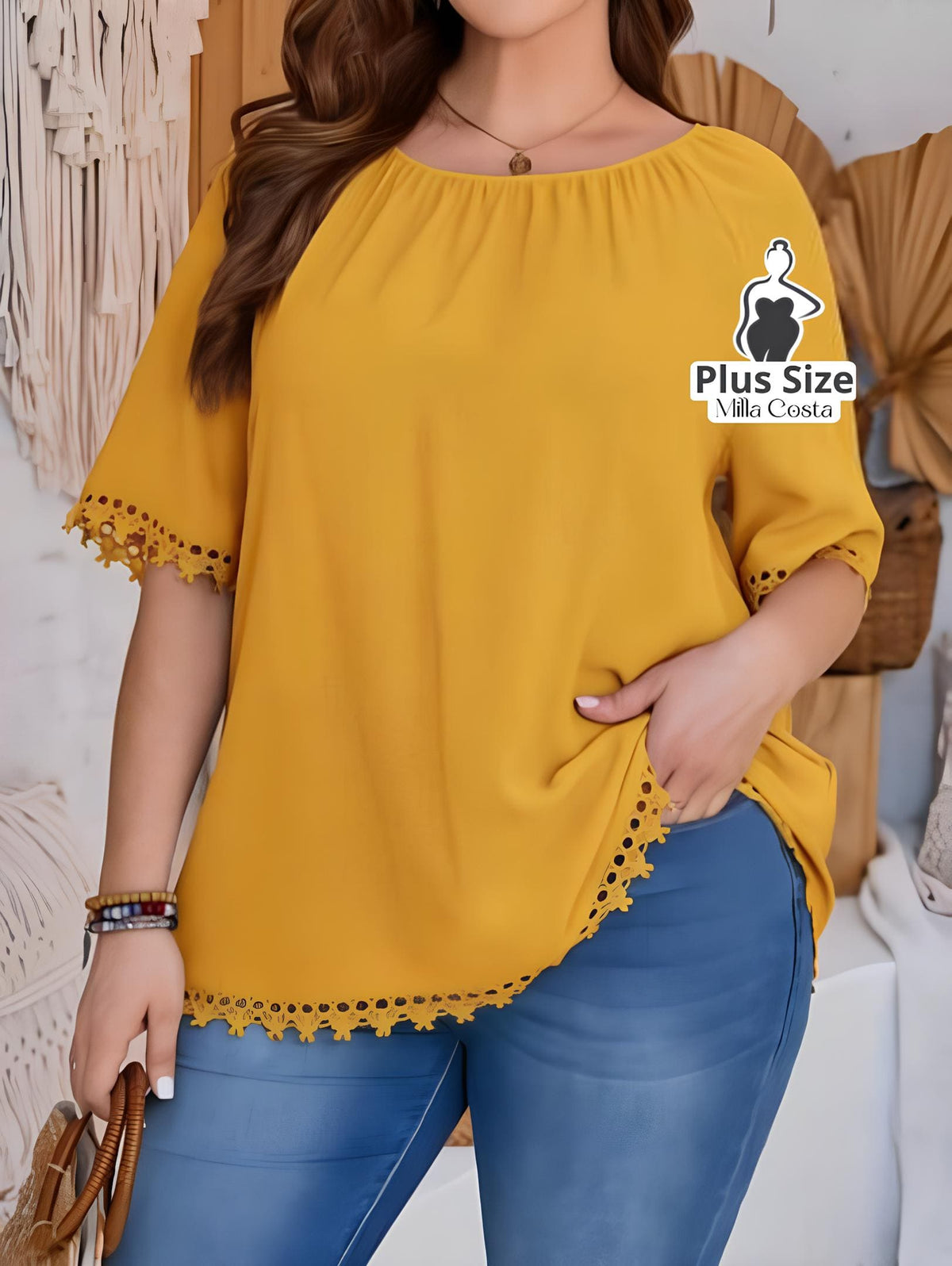 Blusa Com Barra Trabalhada Em Detalhe Plus Size