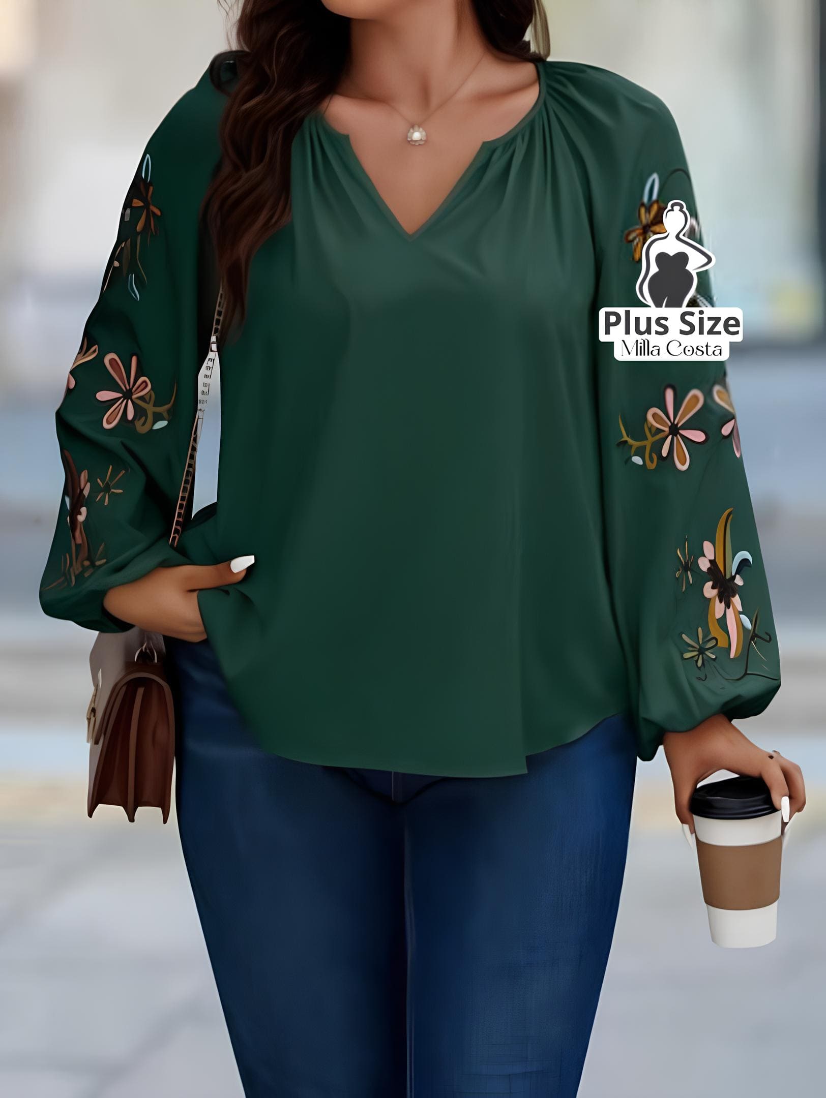 Blusa Com Mangas Bufantes Bordadas e Decote V Plus Size